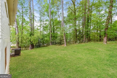 598 Oakside Dr SW, Atlanta, GA 30331 - photo 2