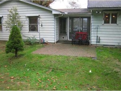 31 Sawmill Plain Rd, South Deerfield, MA 01373 - photo 6