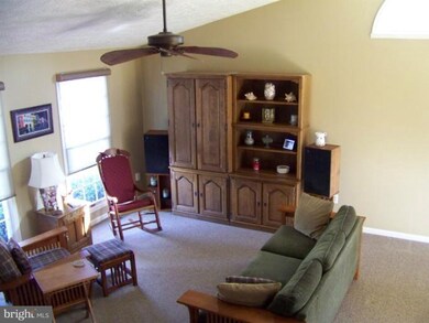 6226 Derby Dr, Frederick, MD 21703 - photo 5