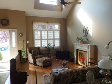 249 Ridings Cir unit K249, Macungie, PA 18062 - photo 2