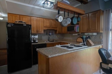 206 Loma St, Waterloo, IA 50701 - photo 3