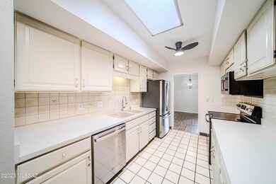 NEW GE STAINLESS STEEL APPLIANCES