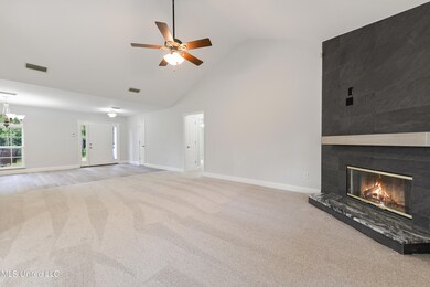 1018 W Mchenry Rd, Mc Henry, MS 39561 - photo 6