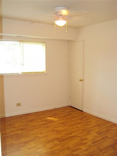 1215 Wertland St unit A24, Charlottesville, VA 22903 - photo 6