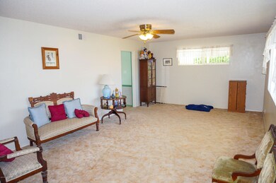 8119 Sheridan -102