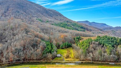 2507 Parker Eller Rd, Lansing, NC 28643 - photo 4