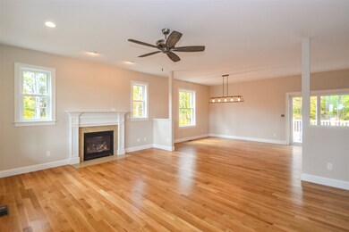 13 Breslin Farm Rd unit 13, Stratham, NH 03885 - photo 4