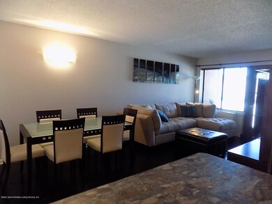 Chestnut Hill at Essex Park unit 4B, Staten Island, NY 10314 - photo 5