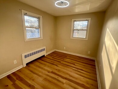 354 S Bedford St unit 354, Woburn, MA 01801 - photo 7