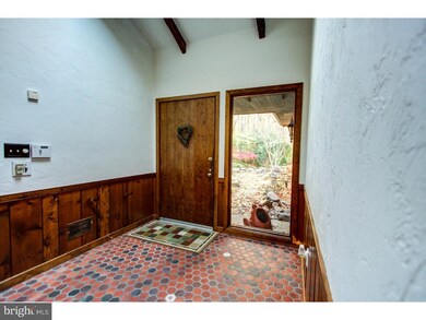 841 Scholl Rd, Pottstown, PA 19465 - photo 4