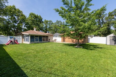 3102 Hawk Ln, Rolling Meadows, IL 60008 - photo 4