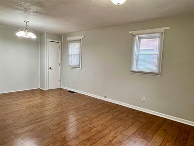 1823 Woodlawn Ave, Terre Haute, IN 47804 - photo 3