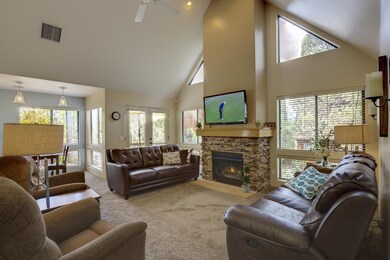 Great Room-Dining