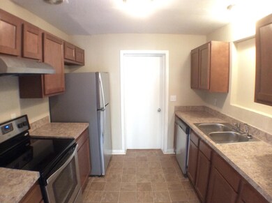 6715 Lucente Dr, Jacksonville, FL 32210 - photo 2