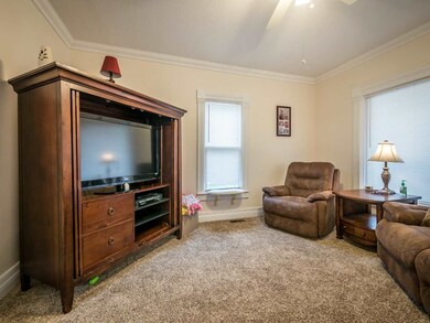 214 Center St, Auburn, IN 46706 - photo 6