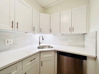 Totten Pond Village unit 46A, Waltham, MA 02451 - photo 4