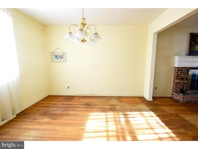 813 Liberty Ln, Blackwood, NJ 08012 - photo 5