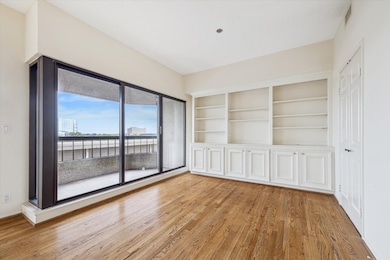 The Spires unit 504, Houston, TX 77030 - photo 3