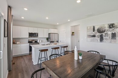 974 Garnet Ln, Montgomery, IL 60538 - photo 7