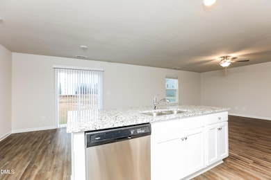 007-photo-kitchen-8899924