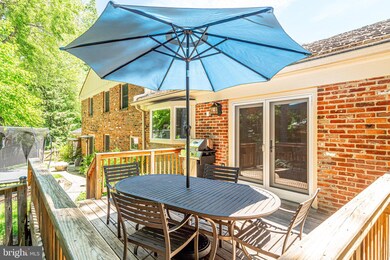 7404 Lanham Rd, Falls Church, VA 22043 - photo 5