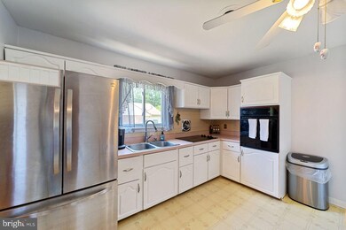 4524 Sandy Dr, Wilmington, DE 19808 - photo 4