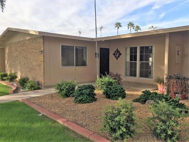 10806 W Santa fe Dr, Sun City, AZ 85351 - photo 5