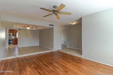 4702 E. Grandview Rd.-15