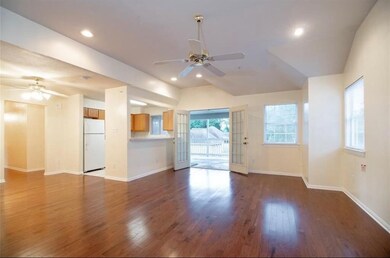 1213 Lovett St unit 1211, Tomball, TX 77375 - photo 5