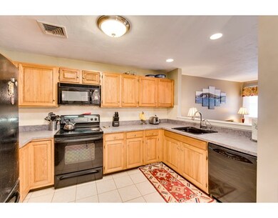 6 Hobart Ln, Rockland, MA 02370 - photo 3