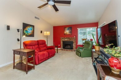 5860 E Ramona Ave, Fresno, CA 93727 - photo 2