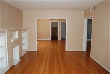 6240 N Francisco Ave, Chicago, IL 60659 - photo 2