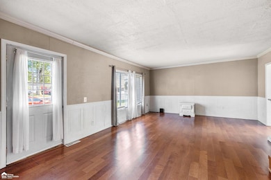 9456 Genesee St, New Lothrop, MI 48460 - photo 7