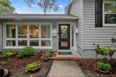 2507 Mirror Lake Dr, Fayetteville, NC 28303 - photo 3