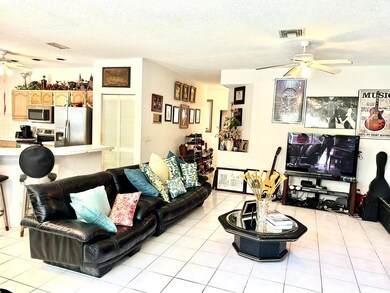 11011 Minneapolis Dr, Hollywood, FL 33026 - photo 7