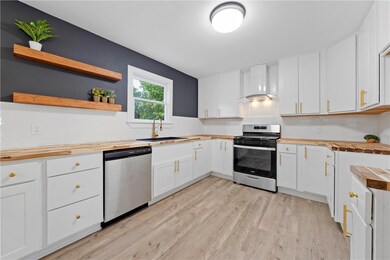 133 Meadowbrook St, Robinson, TX 76706 - photo 6