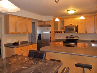 9922 Ballymore Dr, Fort Wayne, IN 46835 - photo 3