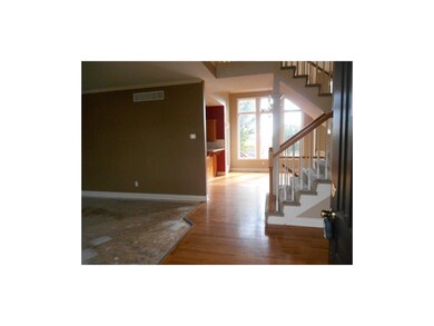 INTERIOR VIEW HARDWOOD FLOOR ENTRY