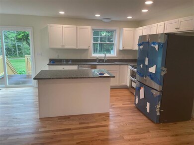 83 Ida Cir unit 310-15, Rochester, NH 03868 - photo 3