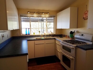 407 Oregon Ave, Alamogordo, NM 88310 - photo 3