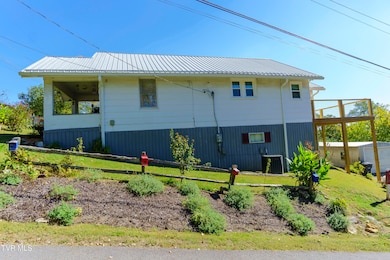 1036 Oak Drive Cir, Kingsport, TN 37665 - photo 4