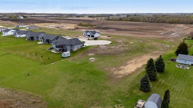 3012 Prairielight Dr, Hiawatha, IA 52411 - photo 5