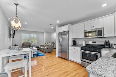 37 Mariner Way, Middletown, RI 02840 - photo 3