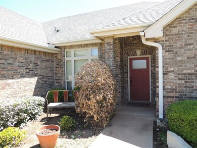 3717 Hill Country Dr, Abilene, TX 79606 - photo 4