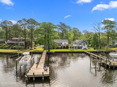 109 Edgewater Beach Rd, Washington, NC 27889 - photo 3