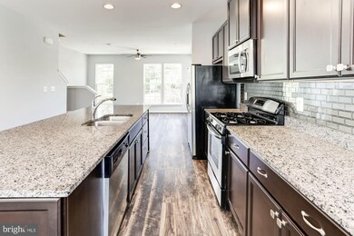 13228 Shawnee Ln unit 101, Clarksburg, MD 20871 - photo 7