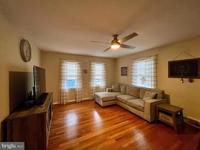 67 Walnut St, Woodbury, NJ 08096 - photo 2