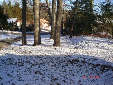 39 Bayview Rd, Taunton, MA 02780 - photo 2