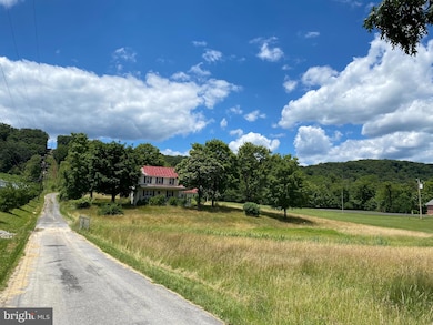 58 Kyne Ln, Berkeley Springs, WV 25411 - photo 7