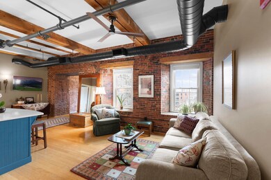 6 Bay Rd unit 17, Newmarket, NH 03857 - photo 5